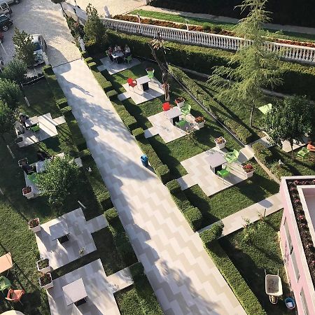 Hotel Puka Elbasan Exterior photo